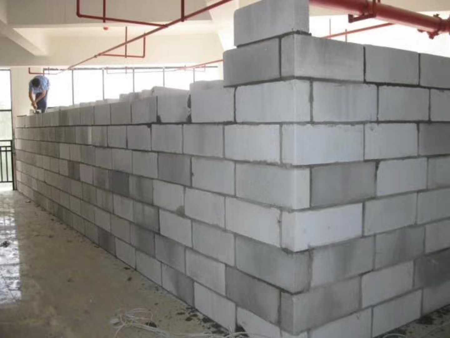 鄂城蒸压加气混凝土砌块承重墙静力和抗震性能的研究